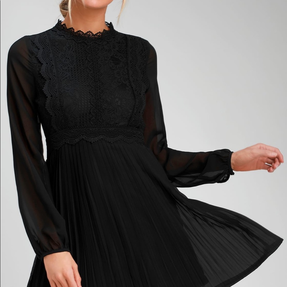 Lulus black dress